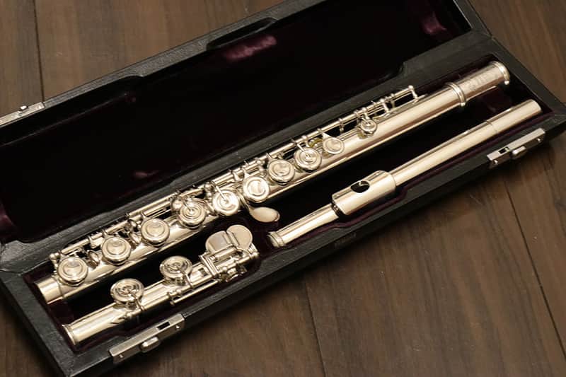 YAMAHA Yamaha YFL-811D All silver flute [J0203] [12/15] image 1