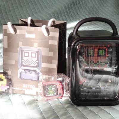 Smart Retro Portable Speaker Pixel-Art / Alarm Clock + Apps image 3