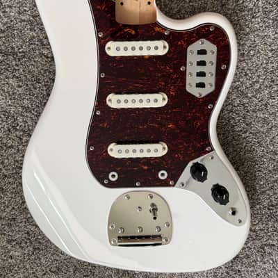 Squier Vintage Modified Bass VI body Olympic White image 2