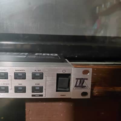 Behringer Feedback Destroyer Pro DSP1100P 2000s - Black / Silver image 2