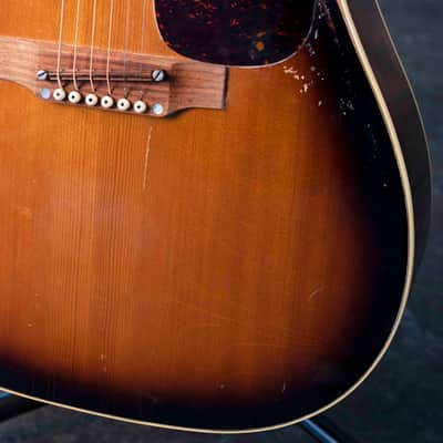 Gibson J-45ADJ - 1968 - Sunburst image 4