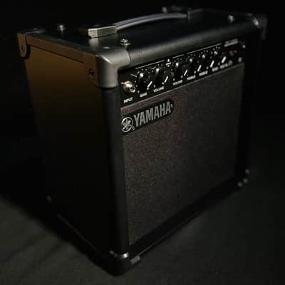 YAMAHA GA15-II 19(15) WATT—BEST PRACTICE GUITAR  AMP—AUX IN—NEW! image 4
