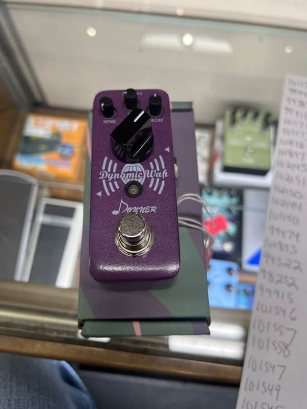 Donner Dynamic Wah Effects Pedal With Box image 1