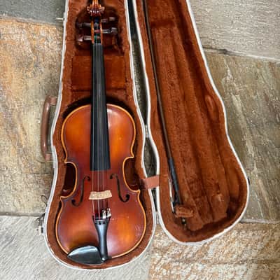 Violin, 1/2 size. with case and bow. For 6- 8 years old image 1