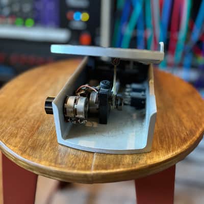 Ernie Ball P0-6165 500K Stereo Volume/Pan Pedal 1990s - Silver image 2