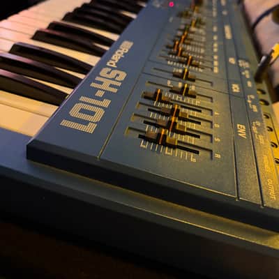 Roland SH-101 32-Key Monophonic Synthesizer 1982 - 1986 - Blue