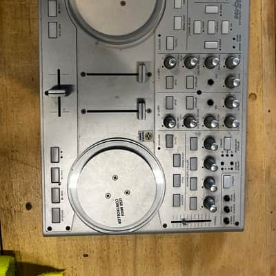Vestax VCI-100 DJ Controller image 1
