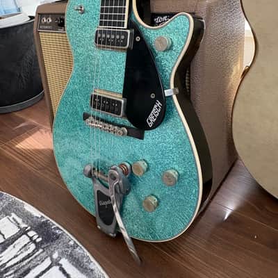 Masterbuilt Gretsch USA Custom Shop GONZALO MADRIGAL  G6129 CS 1957 Jet Turquoise Sparkle Heavy Relic image 3