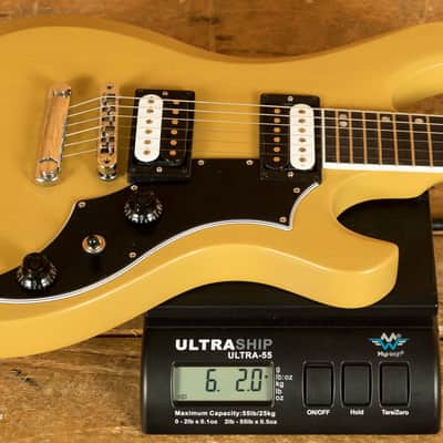 Gibson Victory | TV Yellow Satin image 8