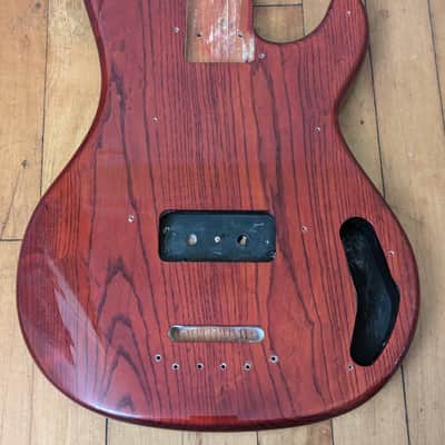 G&L Kiloton Tribute 2022 - Red image 1