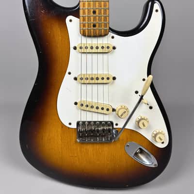 Vintage Fender Stratocaster - 1957 image 2