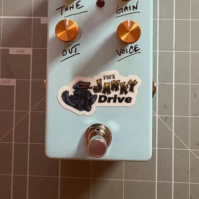 FREAKSHOW EFFECTS DIGILOG DELAY PEDAL | Reverb