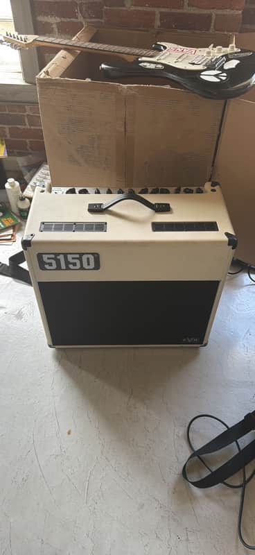 EVH 5150 Iconic Series 2-Channel 15-Watt 1x10" Guitar Combo