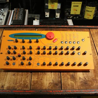 Waldorf Microwave XT Rackmount Wavetable Synthesizer 1998 - Orange image 2