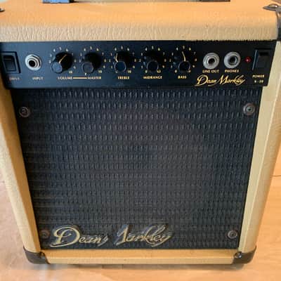 Dean Markley K20 1980s Guitar Amp 8inch speaker  Made in USA  Very good Condition image 2
