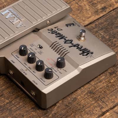 Akai Shred-O-Matic D1 Tube-Driven Overdrive / Distortion 2000s - Silver image 5
