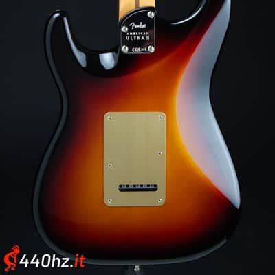Fender American Ultra II Stratocaster Ebony Fingerboard - Ultraburst image 3