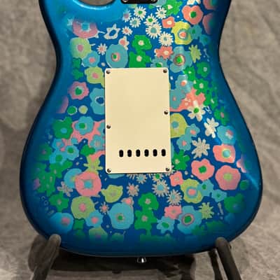 Fender Stratocaster Blue Flower ST-57 88BFL 2002-2004 - Blue Flower image 8
