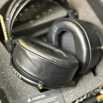 Audeze LCD-4Z - Practically Brand New (Used for Only 1 Hour) image 3