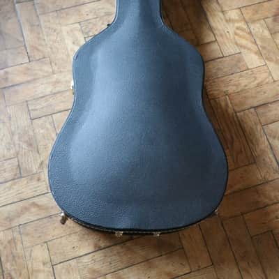Martin 545 Martin deluxe D (14 fret fits D-28 D-35 D-45 D-35 and others) hard shell case 2000's - Black / Green image 3