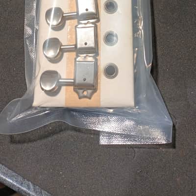 Fender 099-2040-000 American Vintage Stratocaster/Telecaster Tuning Heads (6) 2010s - NIckel image 1