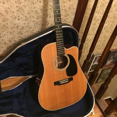 Classic Martin D-28 Dreadnought with Cutaway -DC-28 1994 Vintage Natural image 9