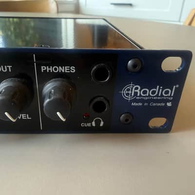 Radial KL-8 8-Channel Line Mixer 2019 - Present - Blue image 3