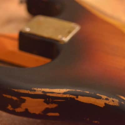 Fender Stratocaster Standard Sunburst Heavy Relic Nitro Custom Shop 69's image 22