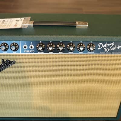 Fender FSR Limited Edition '65 Deluxe Reverb, British Racing Green image 4