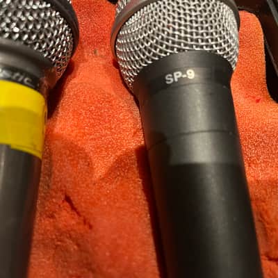 Shure/Nady/4 microphones Shure/realistic/ Nady Early 80s - Silver/black image 8