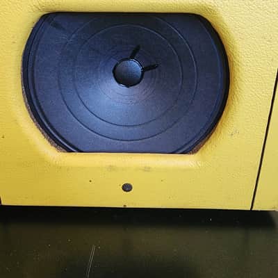 1950s Valco/Oahu yellow sunshine 1x8 amplifier image 3