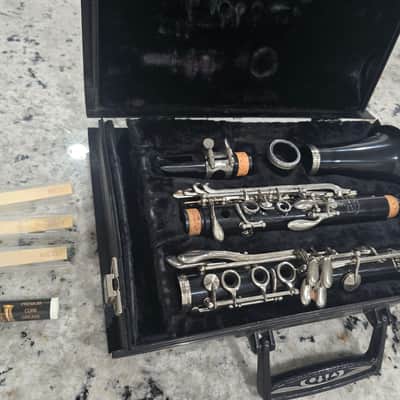 Vito Reso-Tone 3 Student Model Clarinet With Hard Shell Case Ready To Play image 5