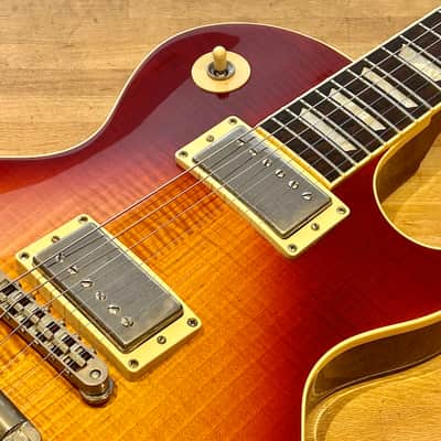 Gibson Les Paul Standard ‘50s 2005 - Heritage Cherry Sunburst + Case image 2