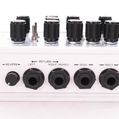 DSM & Humboldt Electronics Simplifier MKII 2026 White image 3