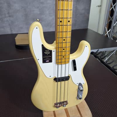 Fender American Vintage II '54 Precision Bass 2025 - Vintage Blonde 8.4 pounds Bild 4
