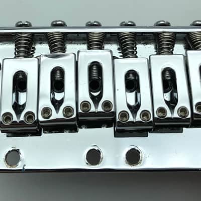 Stratocaster Style Tremolo Vibrato Assembly Chrome image 2
