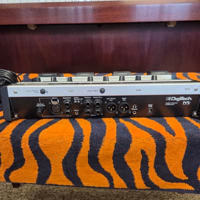 DigiTech Vocalist Live 4 Vocal Effect Processor 2010s - White image 3