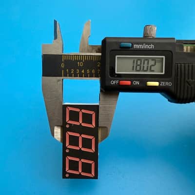 ROLAND MC-505 Groovebox Sequencer Part: LED Number Display Next/Current image 6