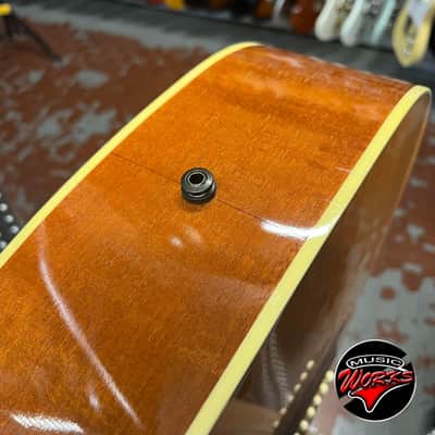 Gibson J45 Standard Natural image 9