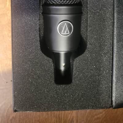 Audio-Technica AT4040 Large Diaphragm Cardioid Condenser Microphone 2010s - Black image 5