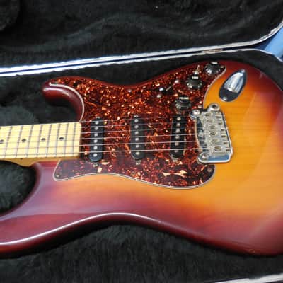 G&L Legacy Strat 3-bolt neck 1996 - Sunburst w/ HSC image 2