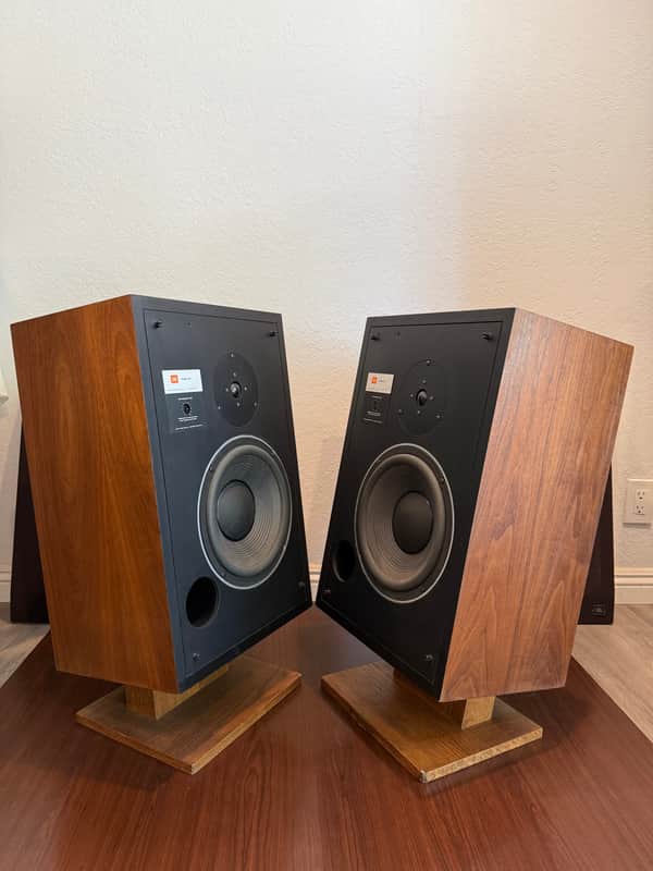 Jbl  L40 Vintage Bookshelf Loudspeakers image 1