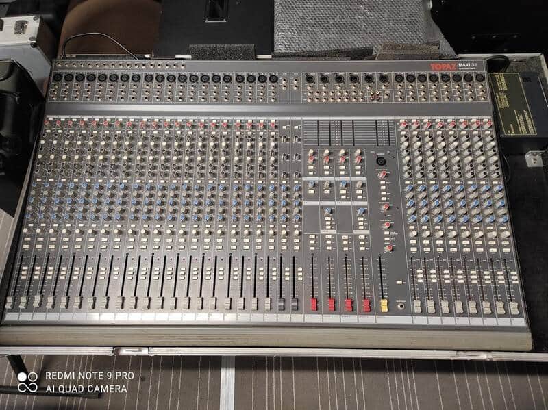 Mixer Soundtracs Topaz Maxi 32 image 1