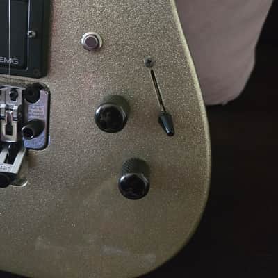 Charvel 475 Special / Deluxe 1989 - 1991 - Platinum image 4