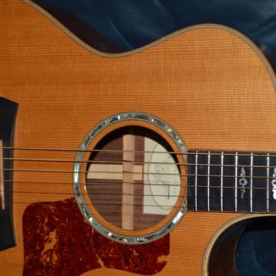 Taylor 814ce 2009 - Gloss Natural image 3