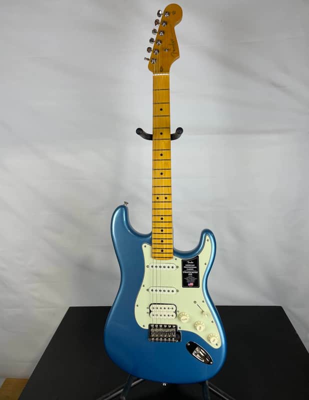 Fender American Professional Classic Stratocaster HSS Electric Guitar, Maple Fingerboard, Faded Lake Placid Blue image 1