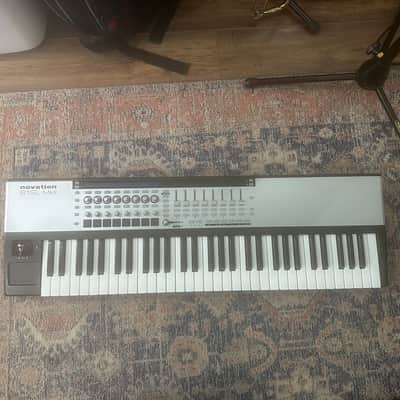 Novation ReMOTE 61 SL MKII MIDI Controller 2008 - Gray