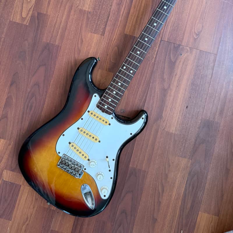 1983 Squier JV Series SST-50 Three Tone Sunburst