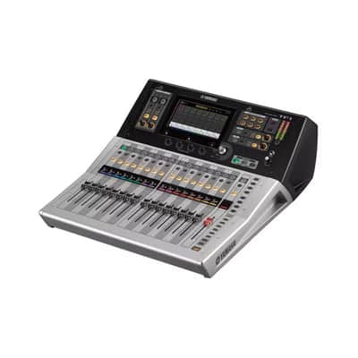 Yamaha TF1 Digital Mixer image 3