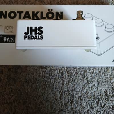 Immagine JHS NOTAKLÖN 2023  White - 3